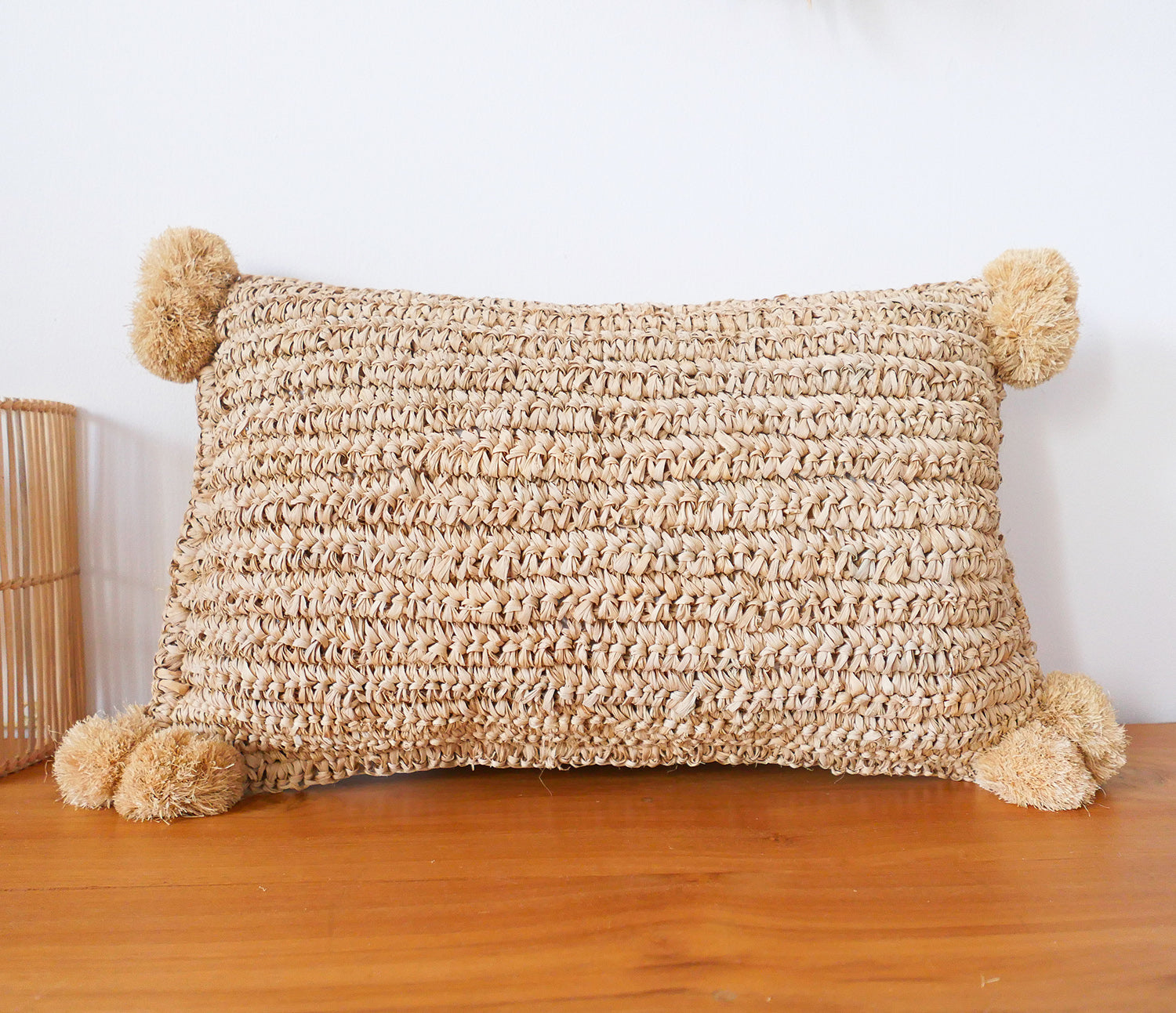 Sunda - Raffia pillow cover with pom pom rectangular
