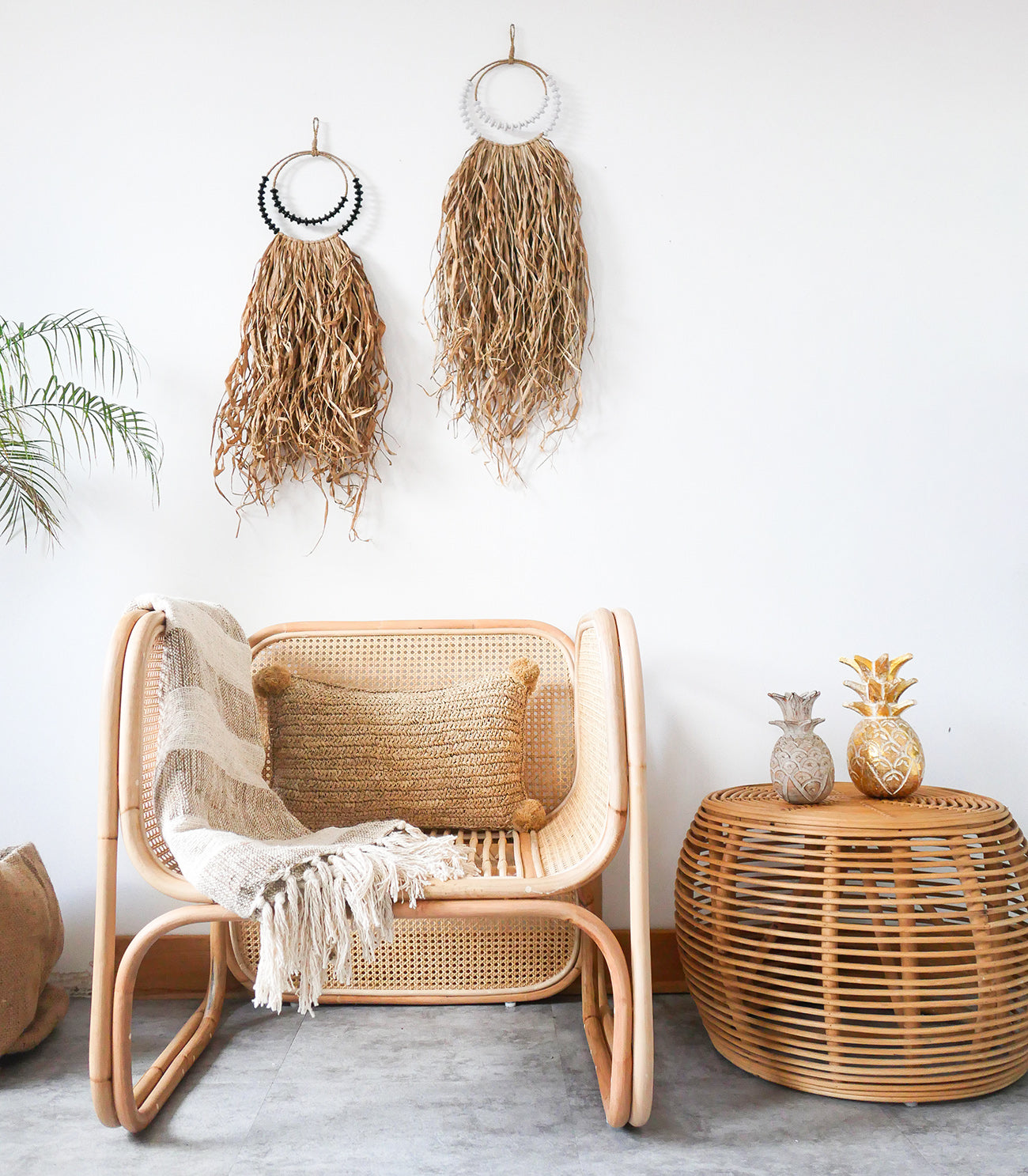 Sunda - Raffia pillow cover with pom pom rectangular