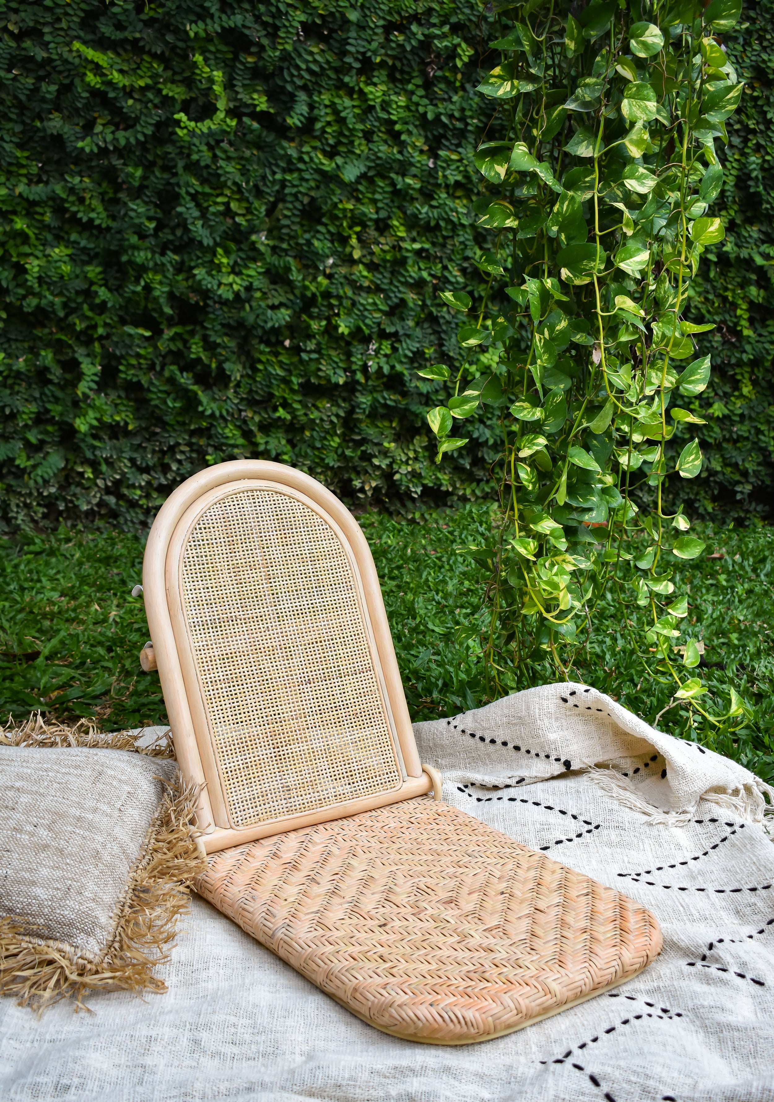 Rattan Foldable Chair 001