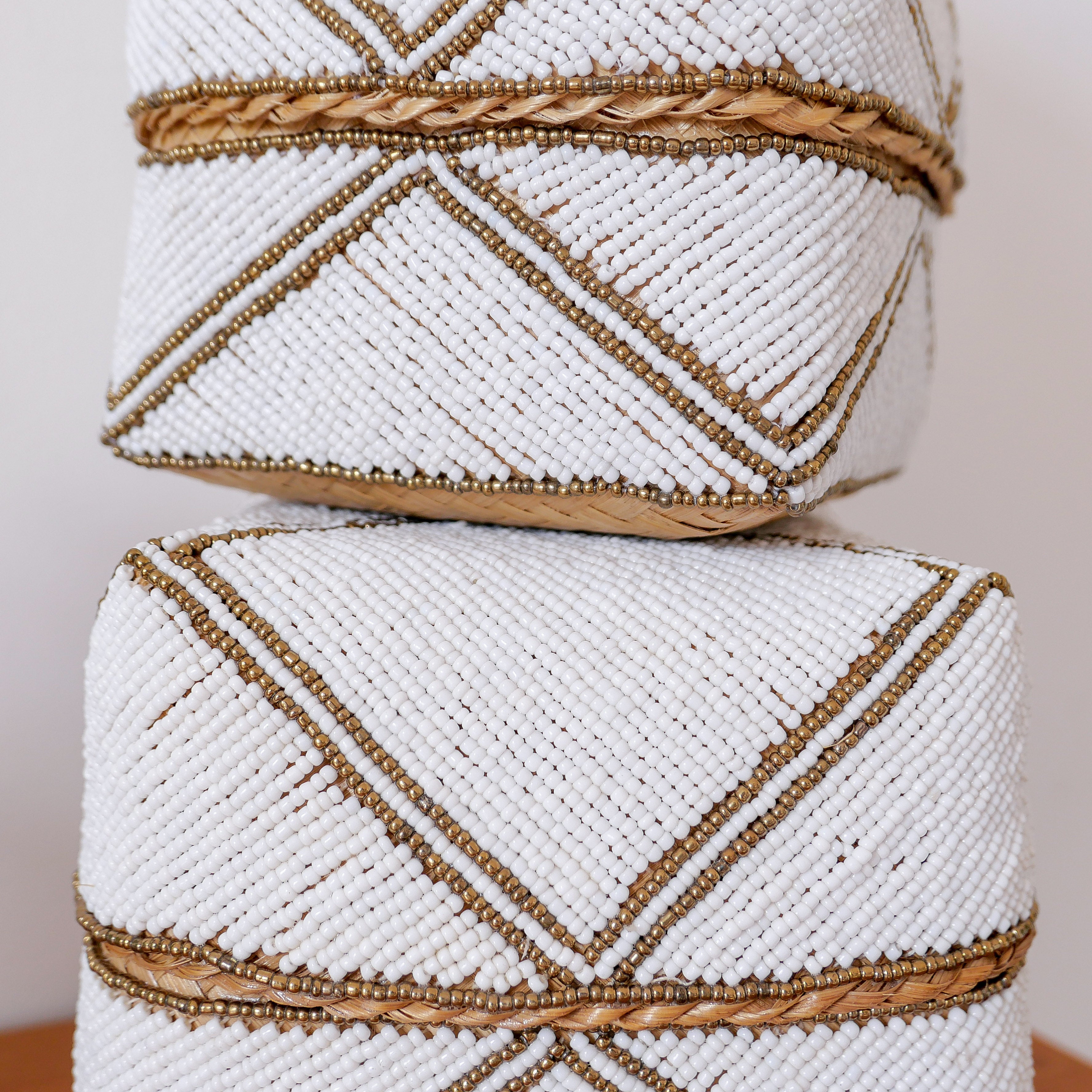 Decorative beaded box set 009