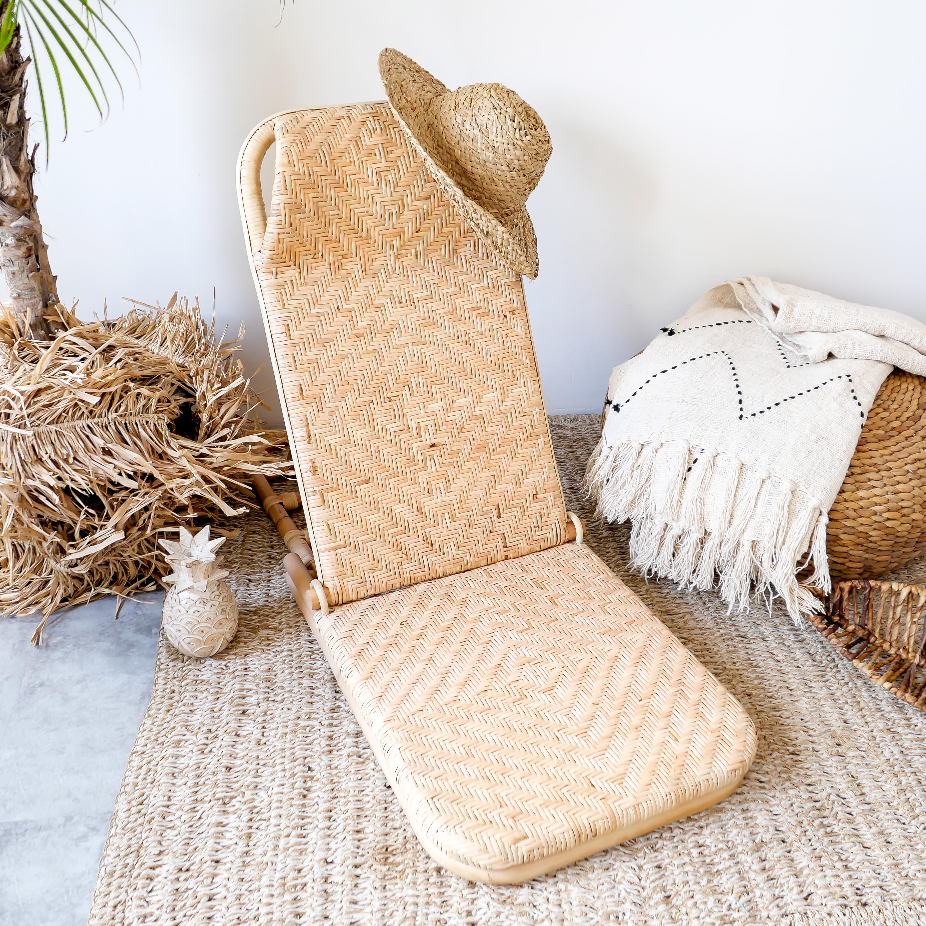 Rattan Foldable Chair 002