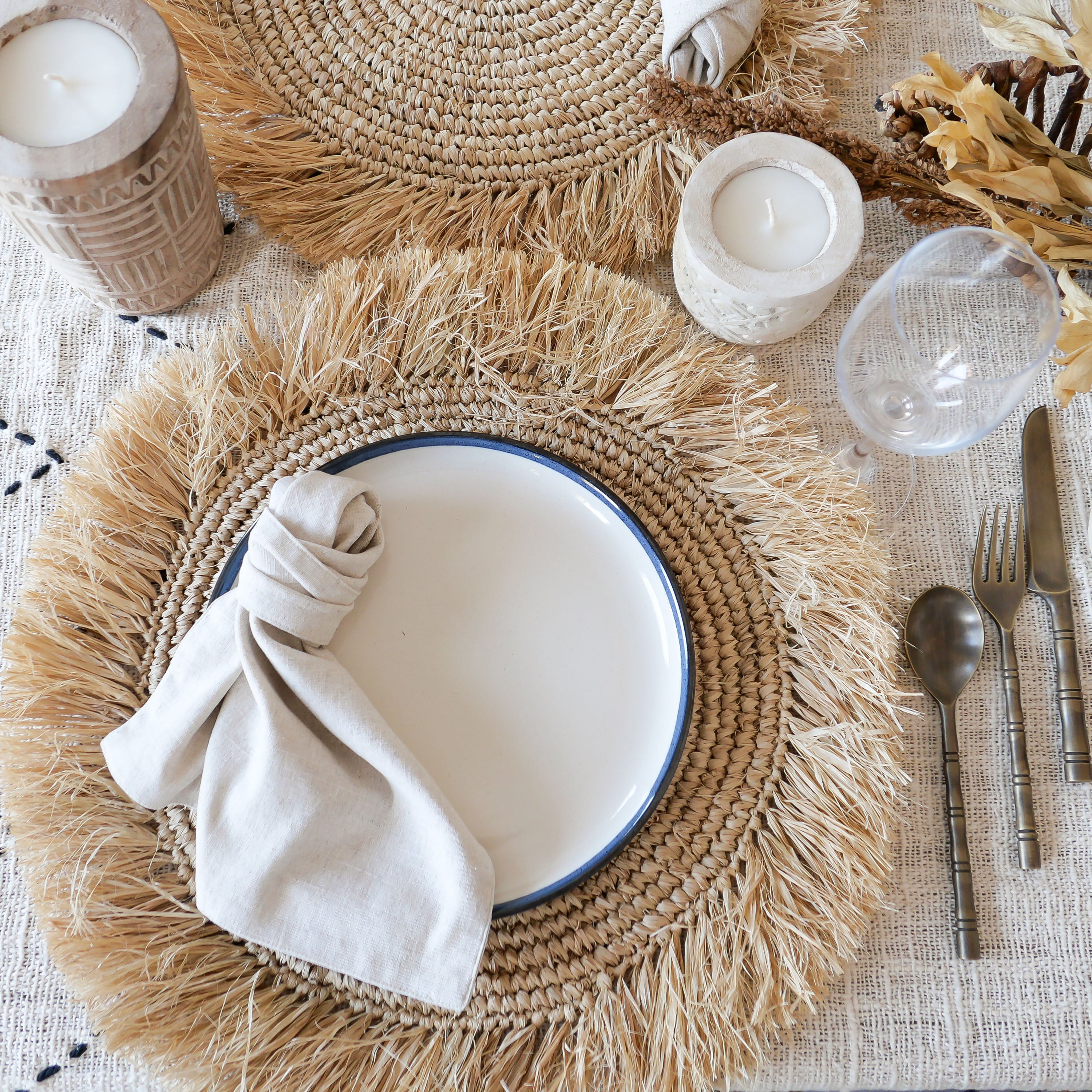 Raffia fringed placemat 001 - natural