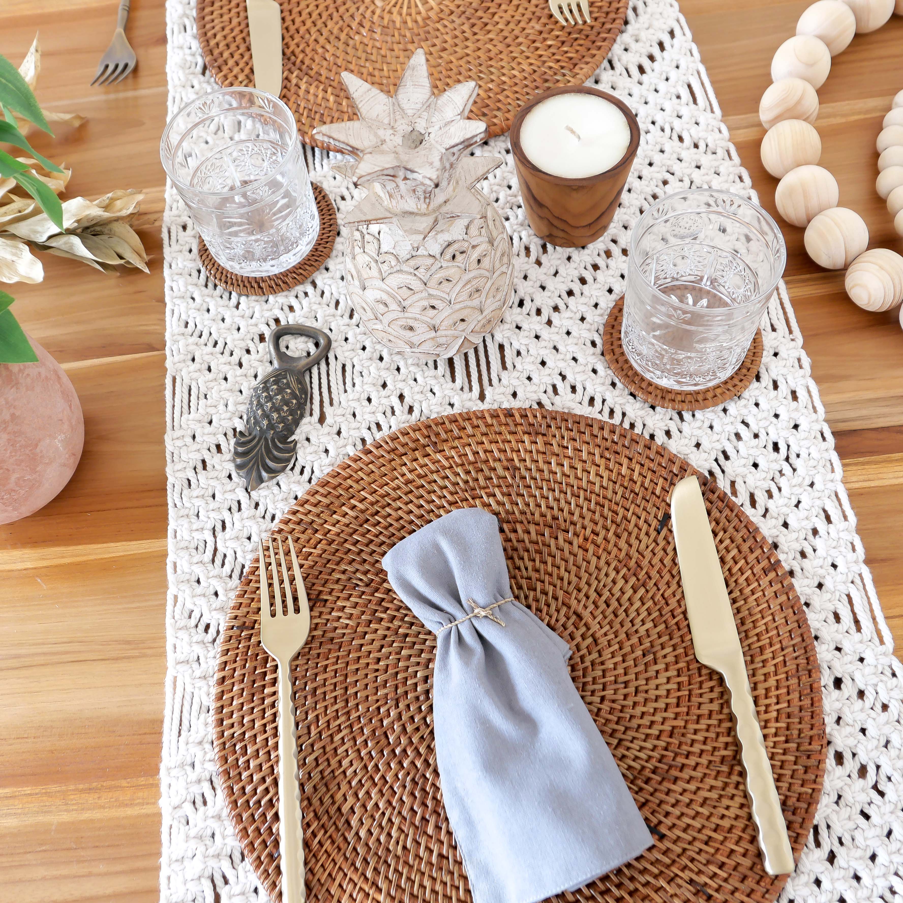 Rattan round placemats