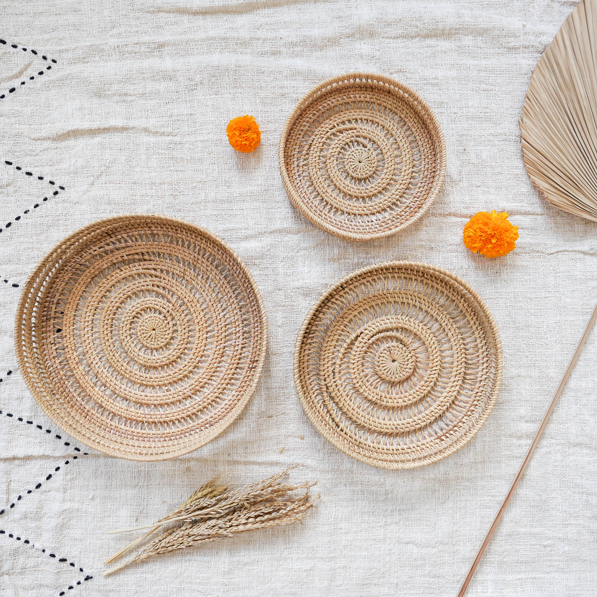 Rattan round tray set - Joglo Living