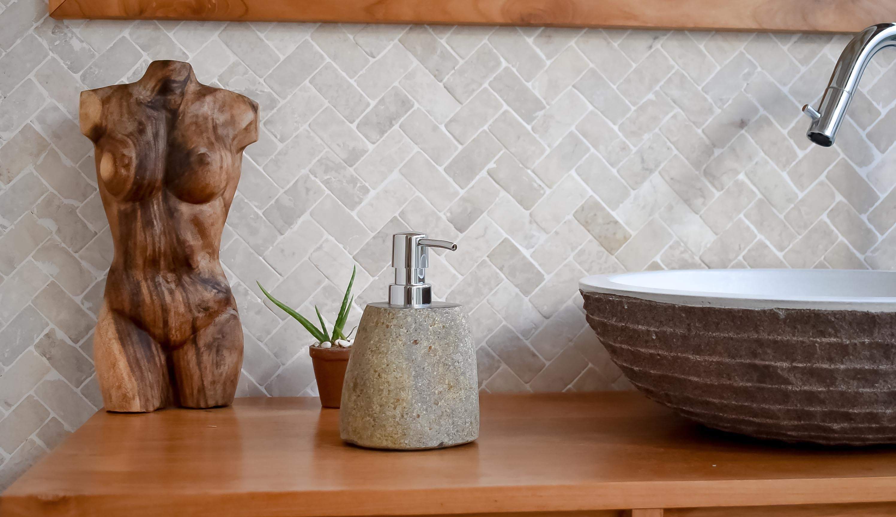Natural river stone Soap dispenser - Joglo Living