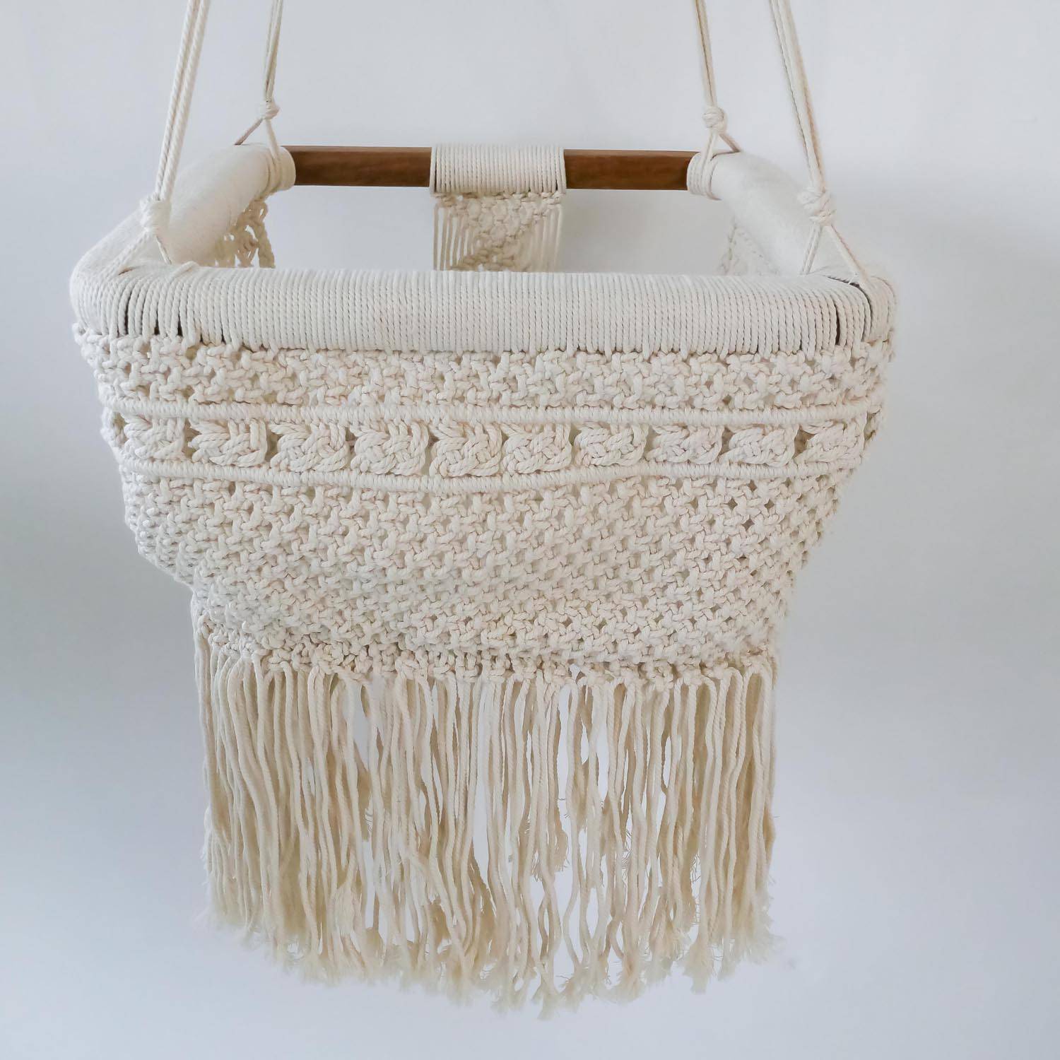 Baby swing chair macrame - Joglo Living