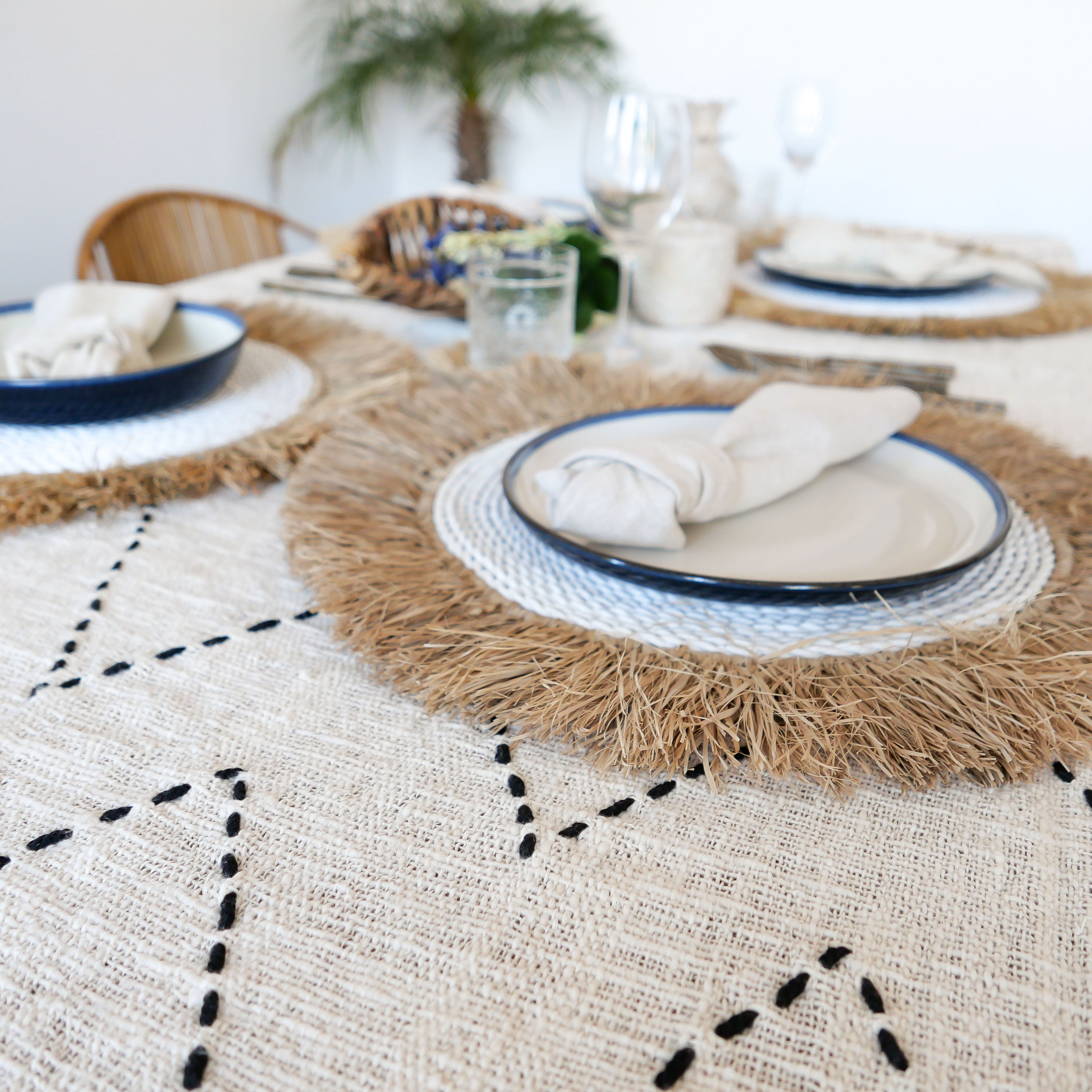 Raffia fringed placemat 002 - white