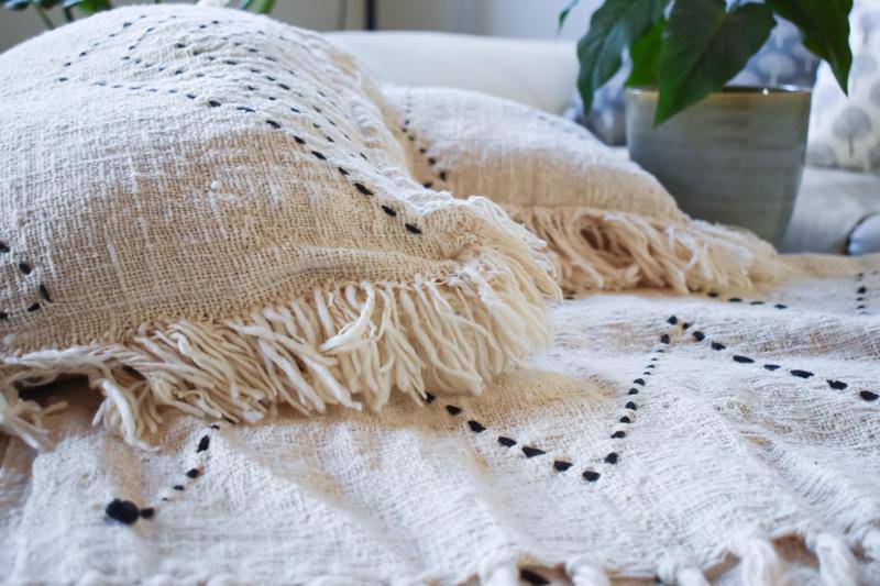 Toraja pillow cover - Joglo Living