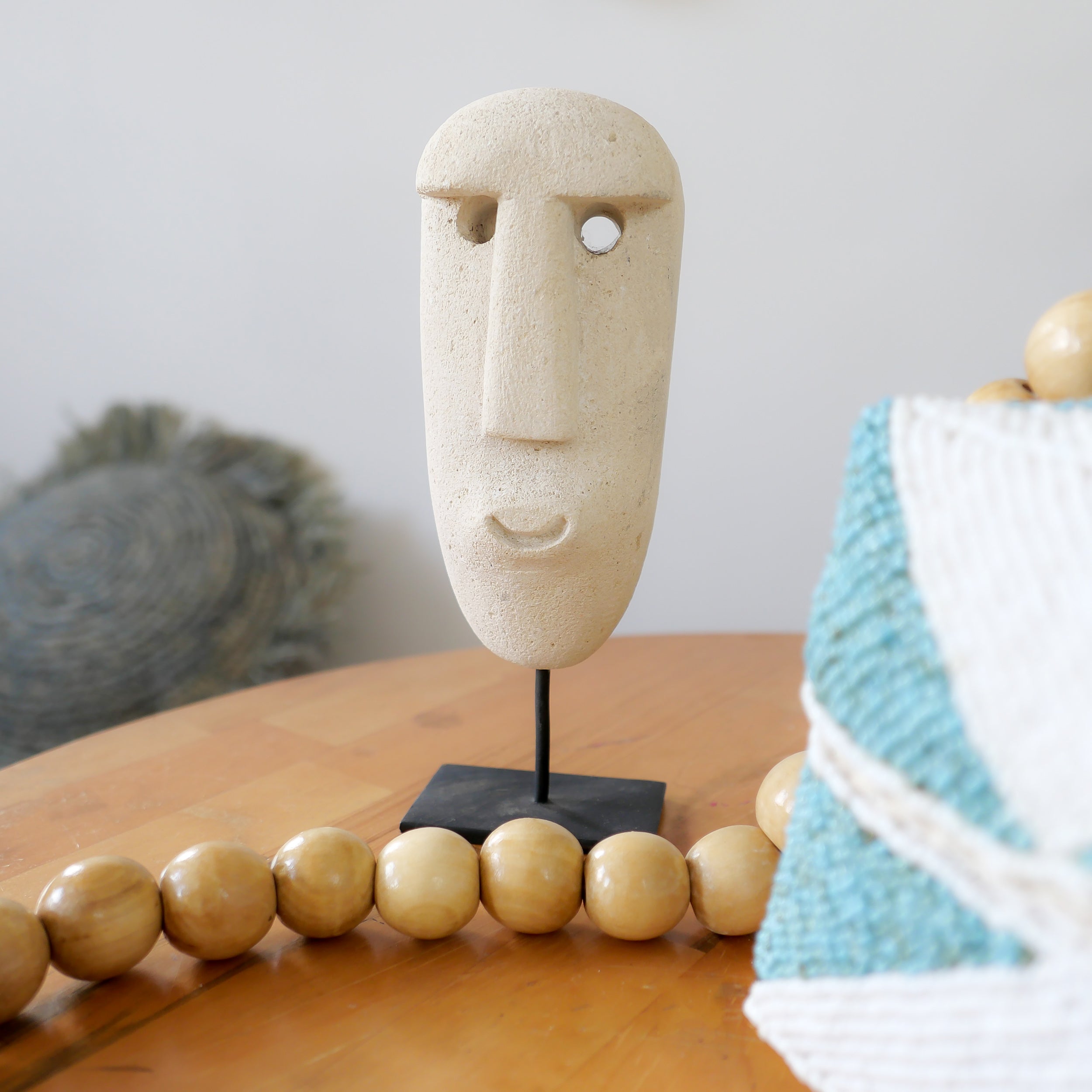 Stone statues with stand set of 3 - Joglo Living