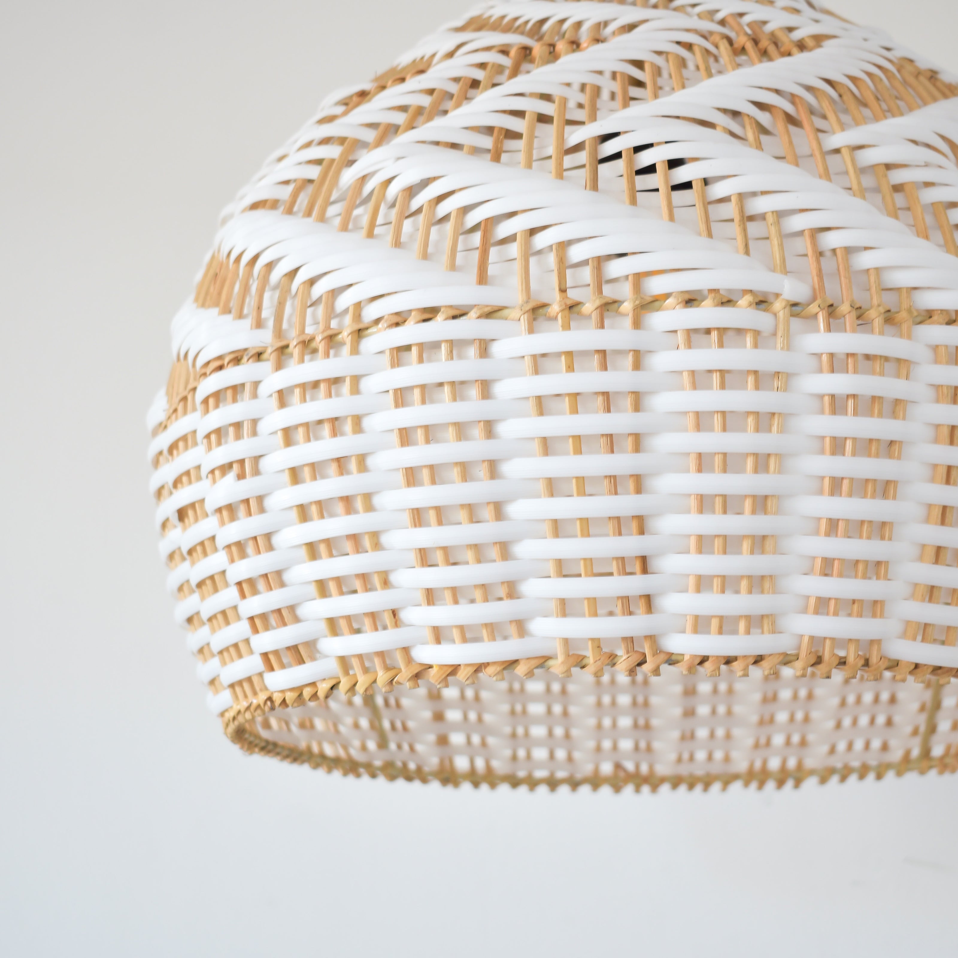 Rattan Pendant Light Hulua white Joglo Living