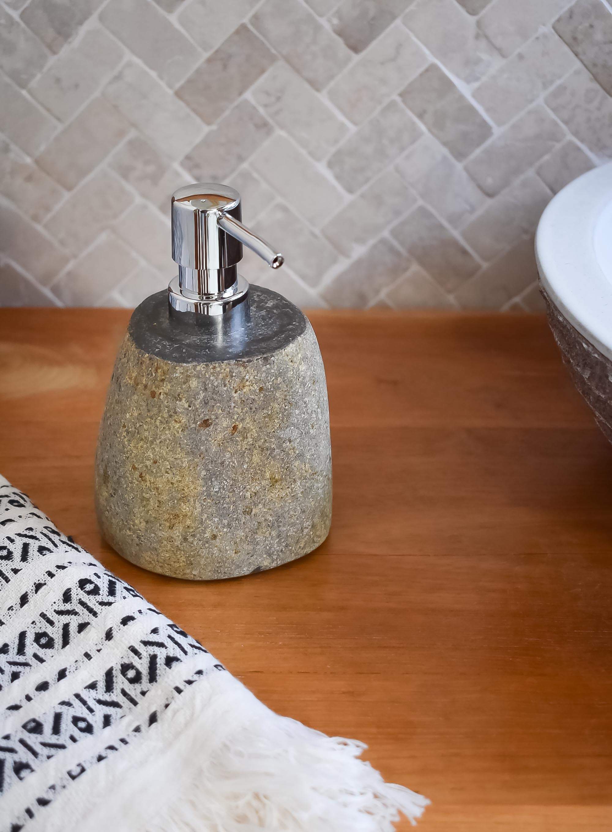 Natural river stone Soap dispenser - Joglo Living