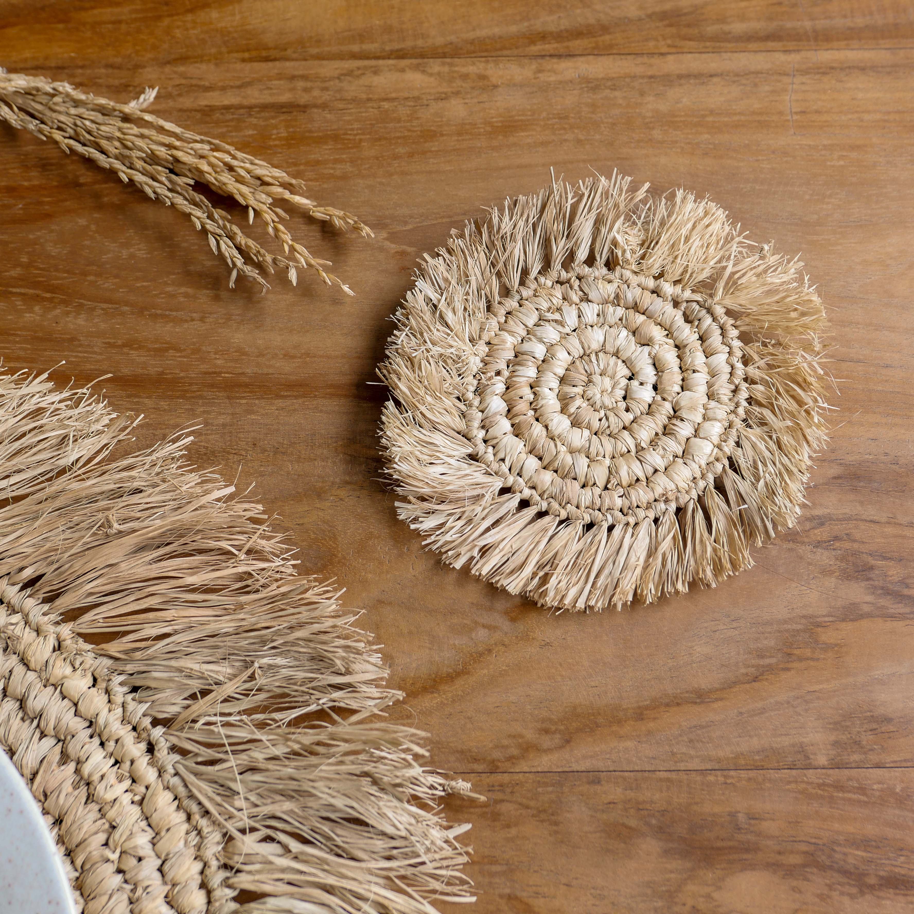 Raffia fringed placemat 001 - natural | Joglo Living